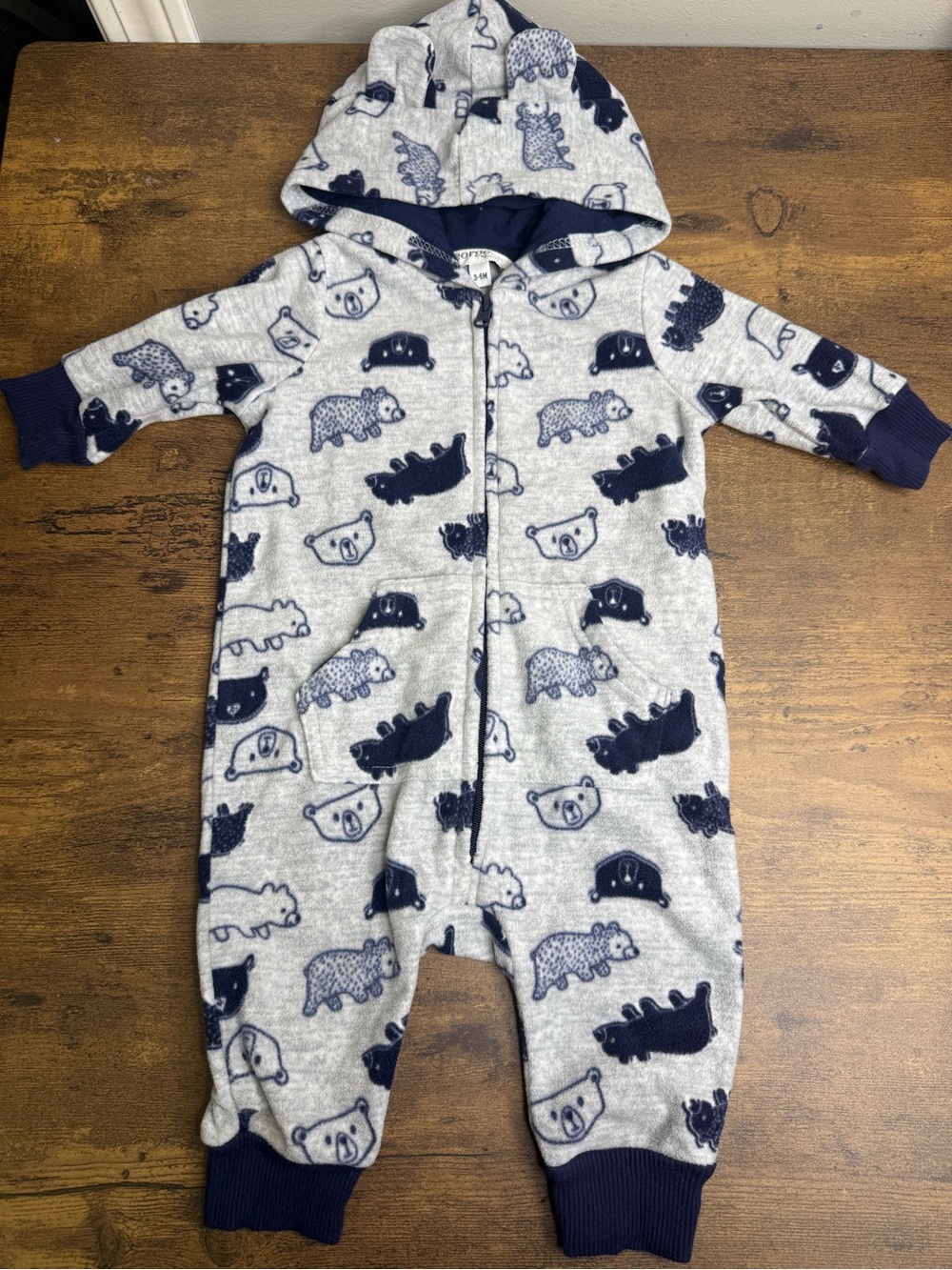 ⭐️5 for $20⭐️ Baby Hooded One-Piece Romper in Gray and Navy-Cozy Bear Print 3-6M